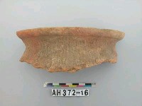 藏品(紅色夾砂繩紋陶口緣)的圖片